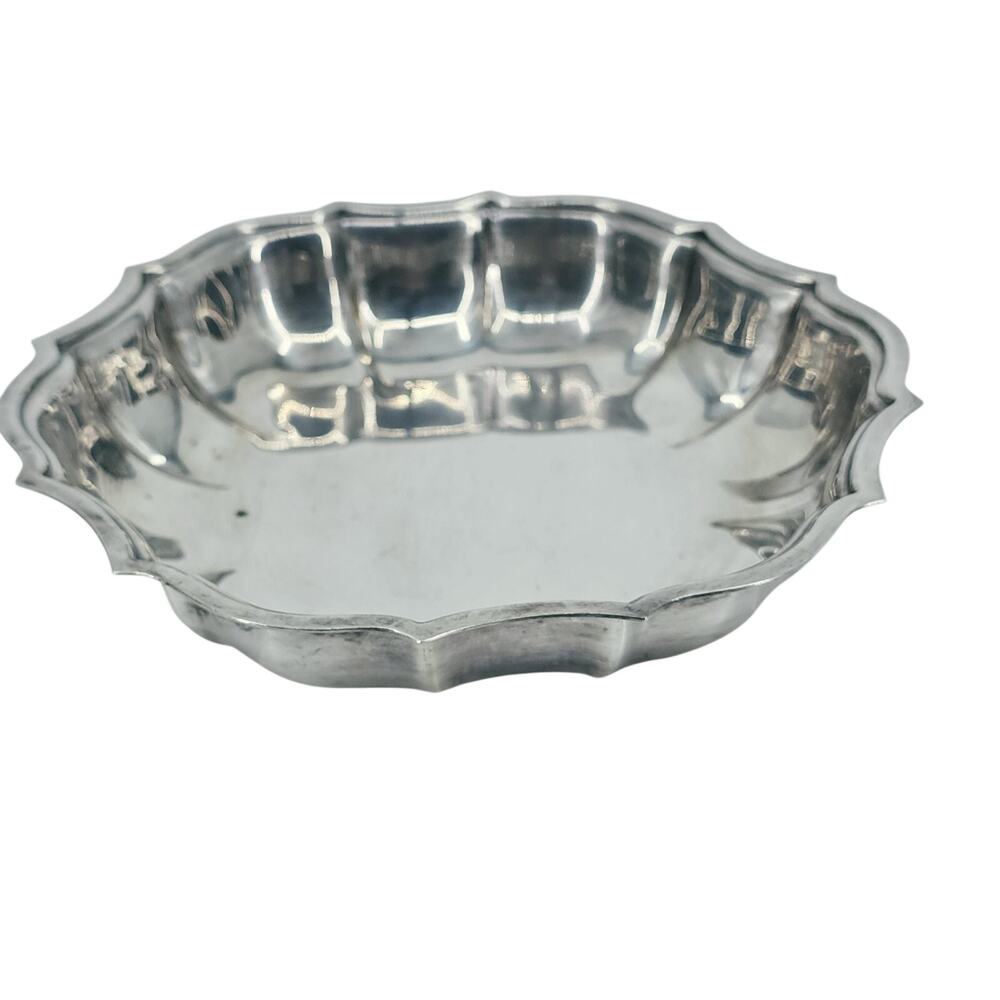 Vintage International Silver Company Chippendale Candy / Nut Dish Silverplate